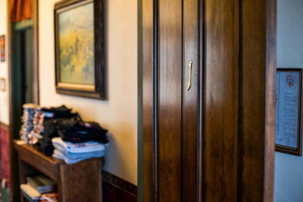 Red Garter Inn Williams Ngoại thất bức ảnh